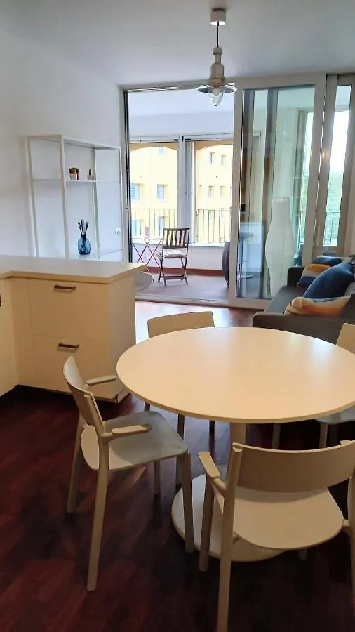 Cozy Apartment With Spacious Veranda Milan Italy